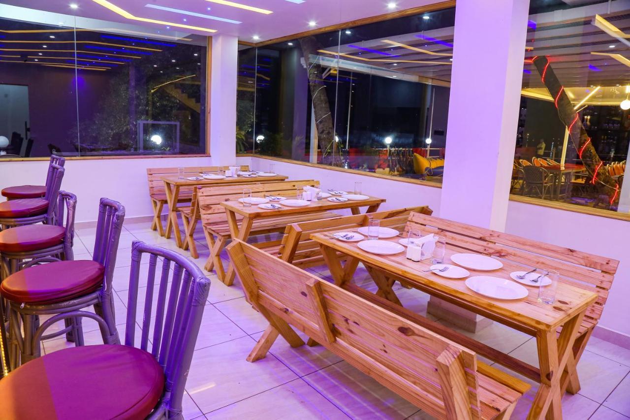 M Aples Jacks Place Hotel Cavelossim Exterior foto